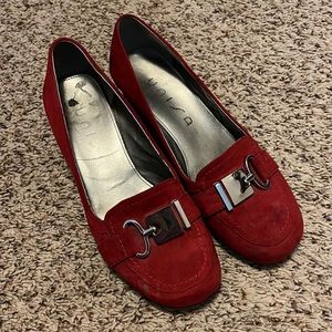Unisa sz 8 red wedge office/business  attire heels silver buckle